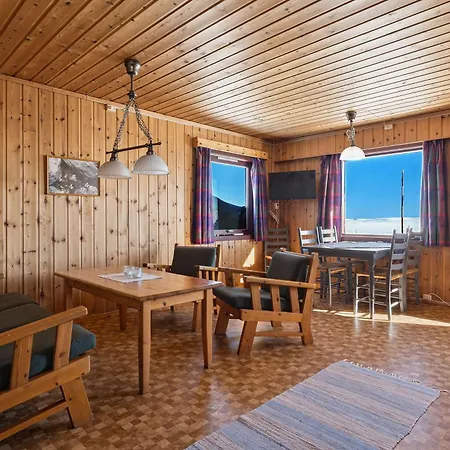 Halne Fjellstugu Maurset